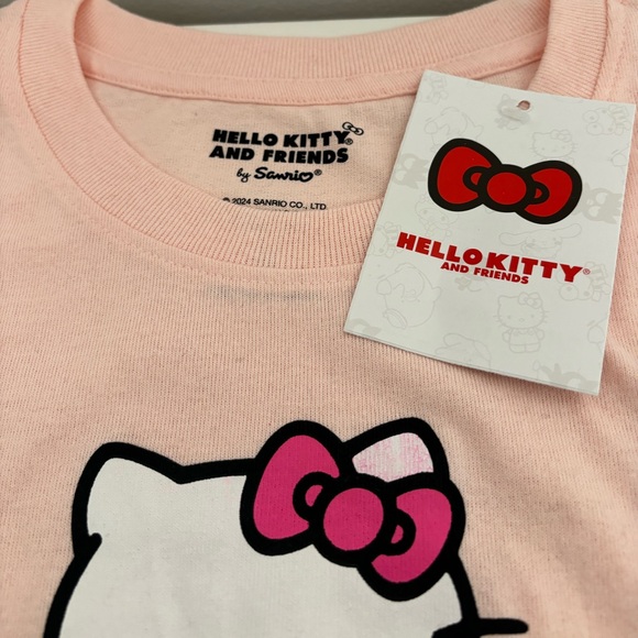 Women’s Hello Kitty T-shirt - Picture 2 of 5